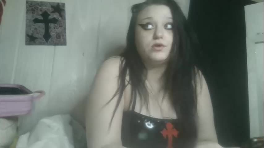 findommefoxi Adult Chat April 3, 2026