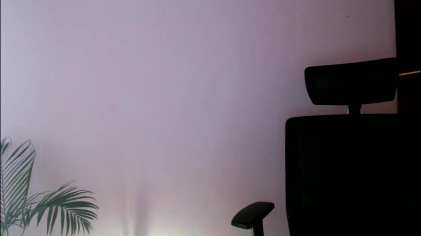 oliviaaa__ Adult Chat April 3, 2026