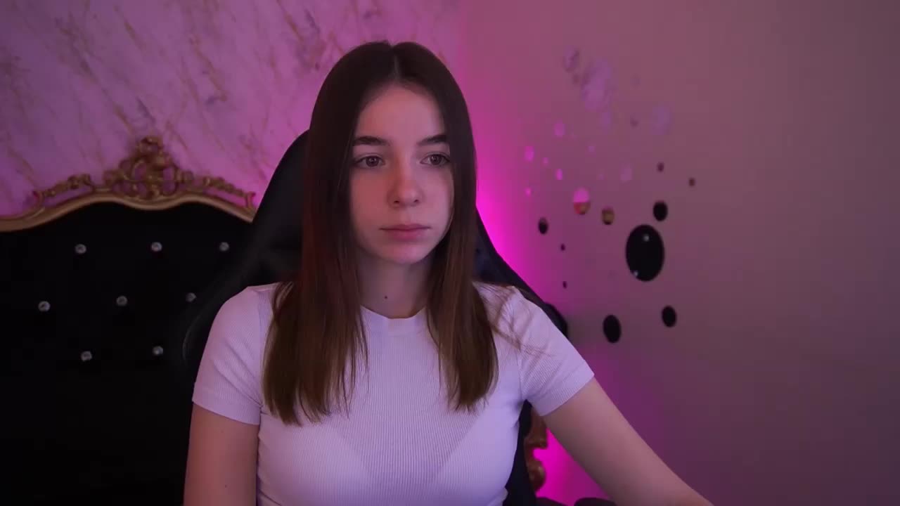 BabeDollie Adult Chat April 2, 2026