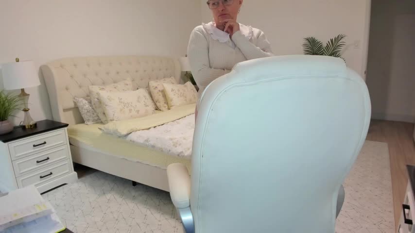 Vika73 Adult Chat April 3, 2026