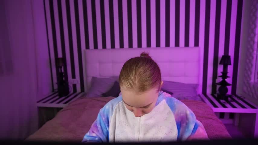 EmilySunshineS Adult Chat April 2, 2026