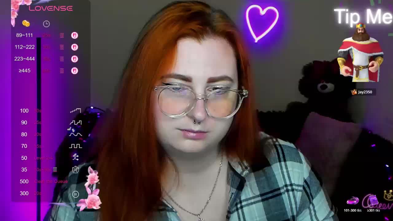 Aliciaredluv Adult Chat April 2, 2026