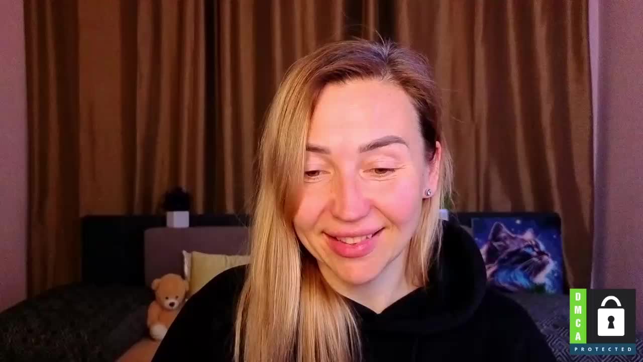 Jullyblondkiss Adult Chat April 2, 2026