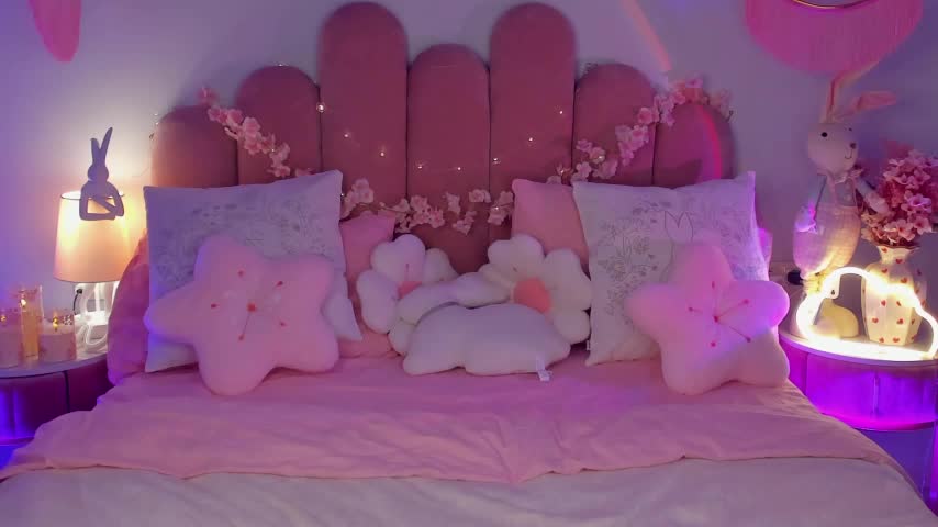 ElsaYoung Adult Chat April 3, 2026