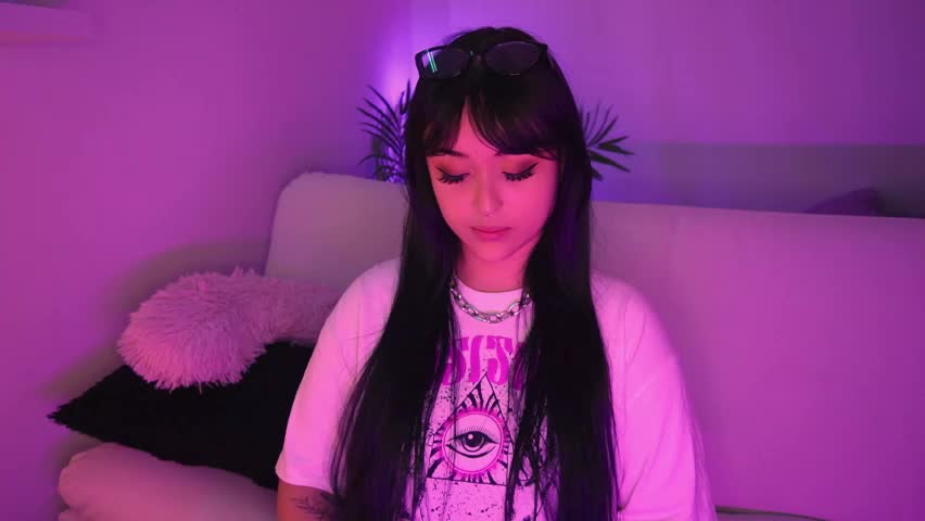 gloomydoll Adult Chat April 3, 2026