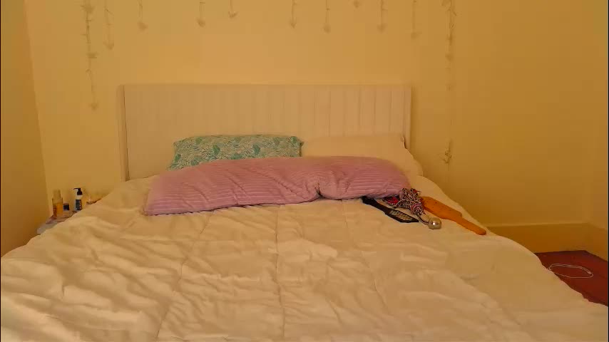 switchykitty Adult Chat April 3, 2026