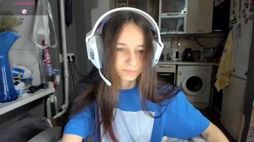 _Nika_Kik Adult Chat April 3, 2026