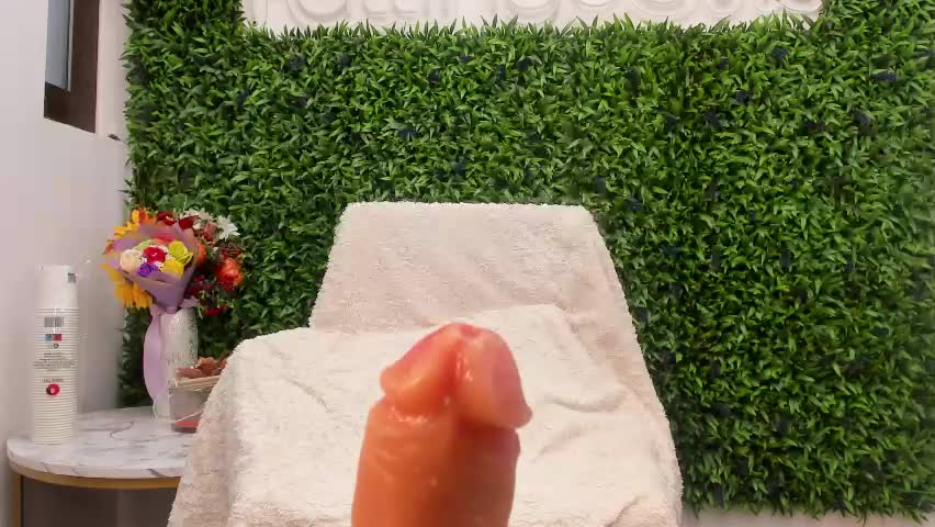 hotfallingdevil Adult Chat April 3, 2026