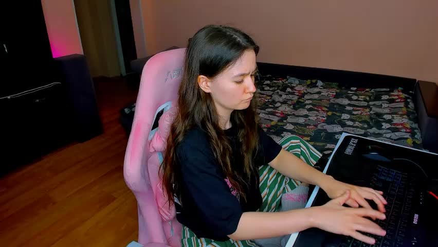 ameli_moon Adult Chat April 3, 2026