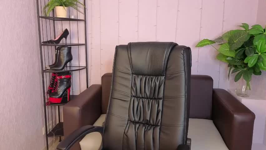 dana_dom Adult Chat April 3, 2026