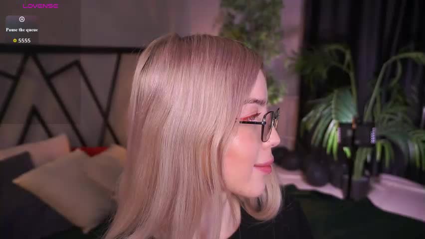 lindathacker Adult Chat April 3, 2026