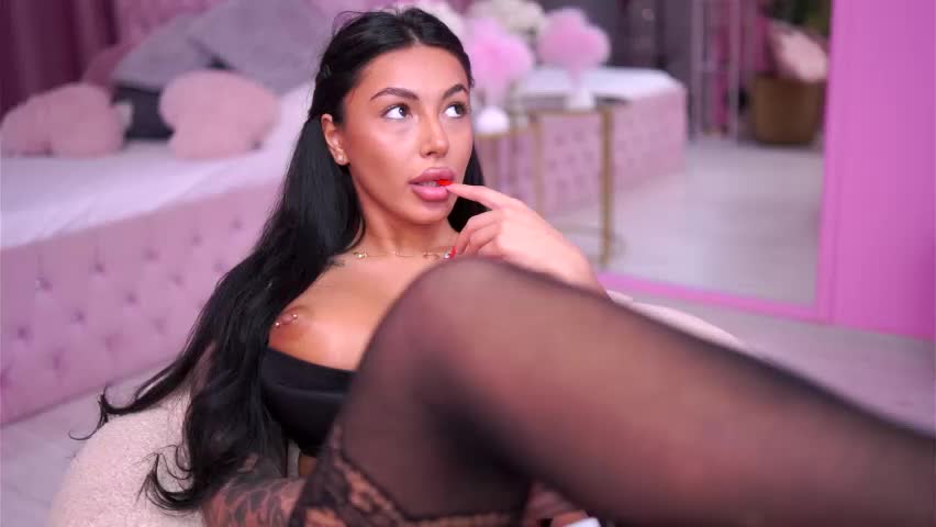 aishaadevoe Adult Chat April 3, 2026