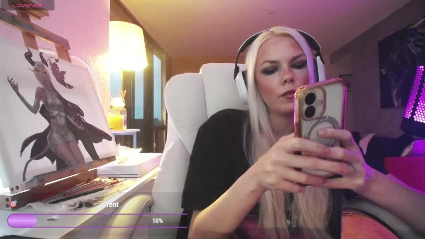 tinykylie Adult Chat April 3, 2026