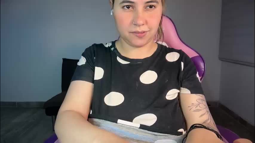 mirilinda Adult Chat April 3, 2026