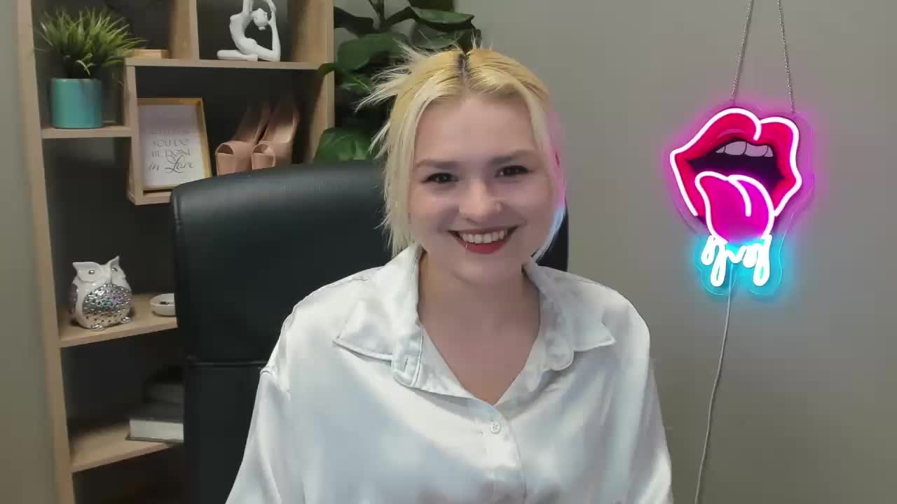 SweetLilyxo Adult Chat April 3, 2026