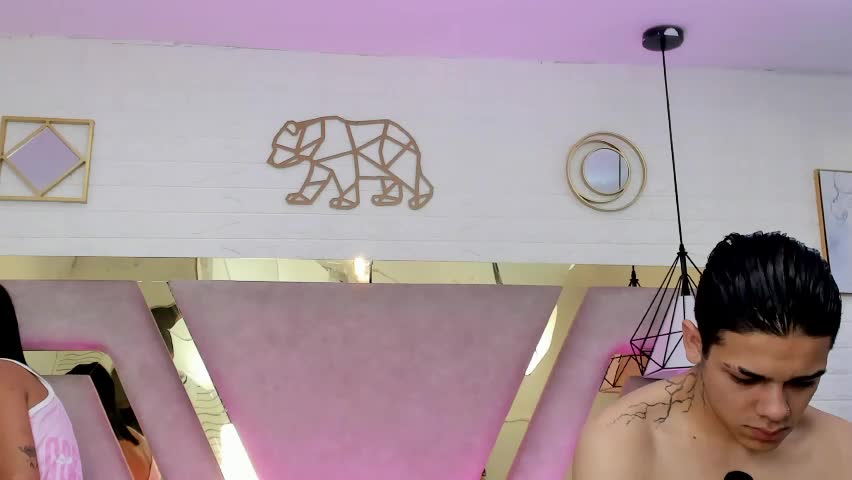 kim69_and_noah Adult Chat April 3, 2026