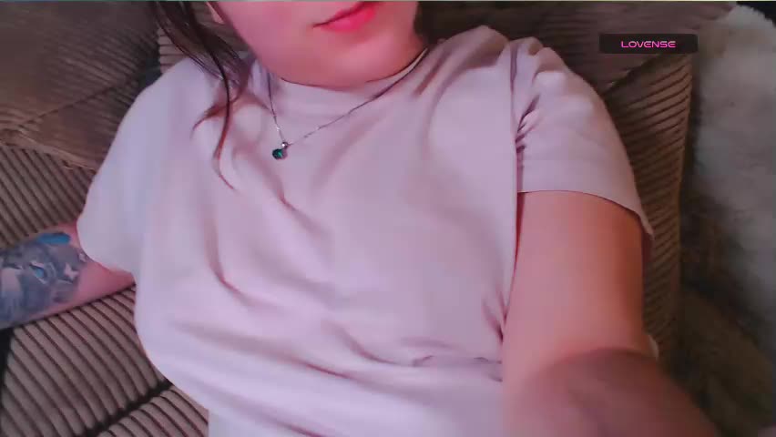 car0line1995 Adult Chat April 3, 2026