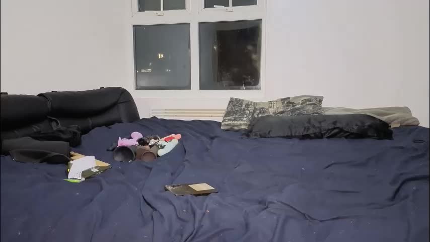 emliyjamesmjb Adult Chat April 3, 2026