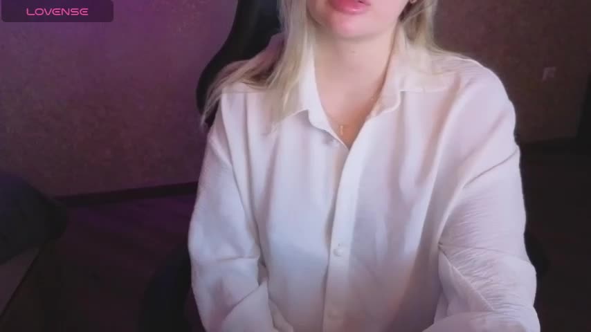 lisenok26 Adult Chat April 3, 2026