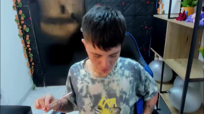 hothannah_ Adult Chat April 3, 2026
