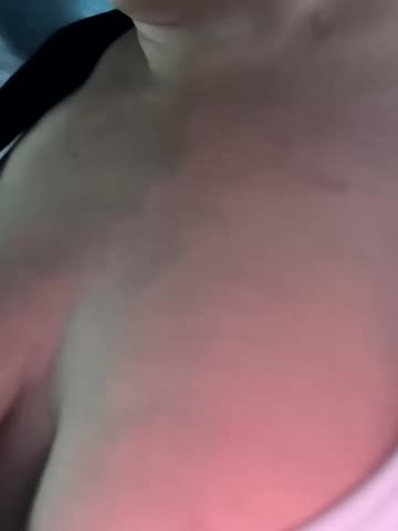 jusichka Adult Chat April 3, 2026