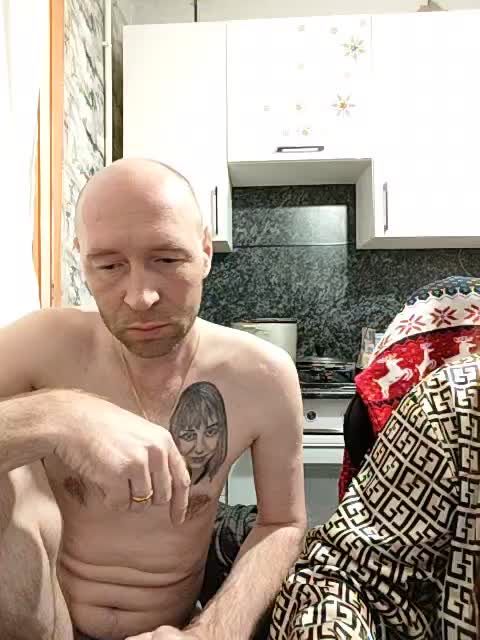 Innokentiy449 Adult Chat April 3, 2026