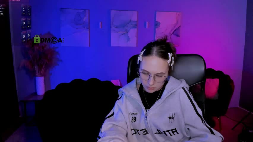 mona_cloud Adult Chat April 3, 2026