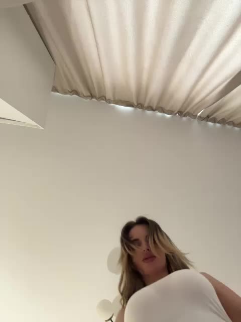 LedyMiya Adult Chat April 3, 2026