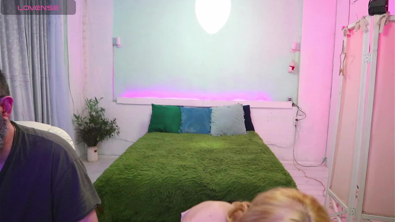 AlisaAleks Adult Chat April 3, 2026