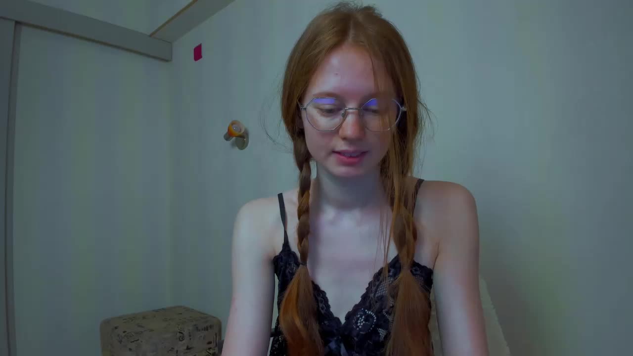 LunaFoxy Adult Chat April 3, 2026