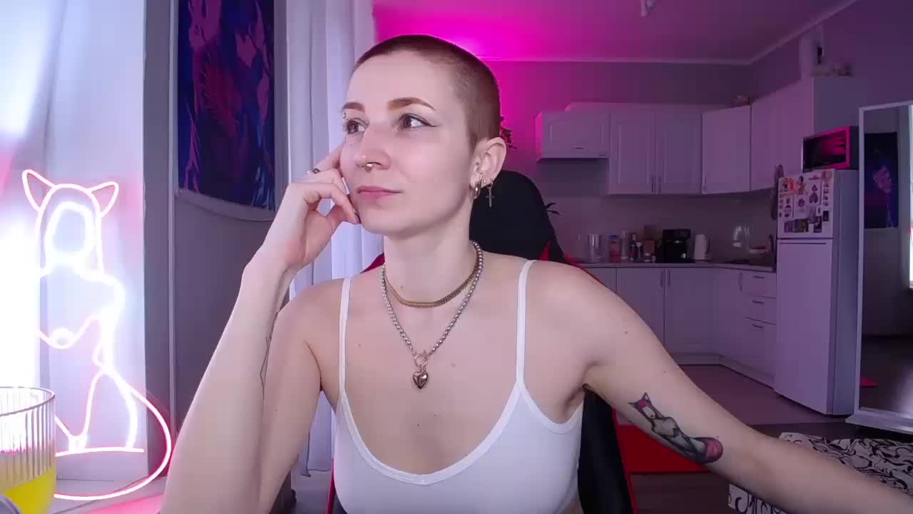 Hope_Foxter Adult Chat April 3, 2026