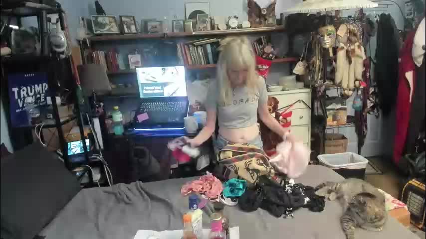 pink_black Adult Chat April 4, 2026