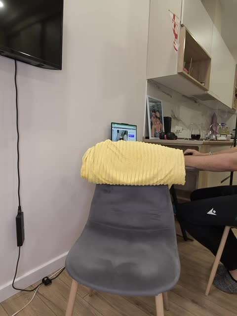 KissMyAss Adult Chat April 4, 2026