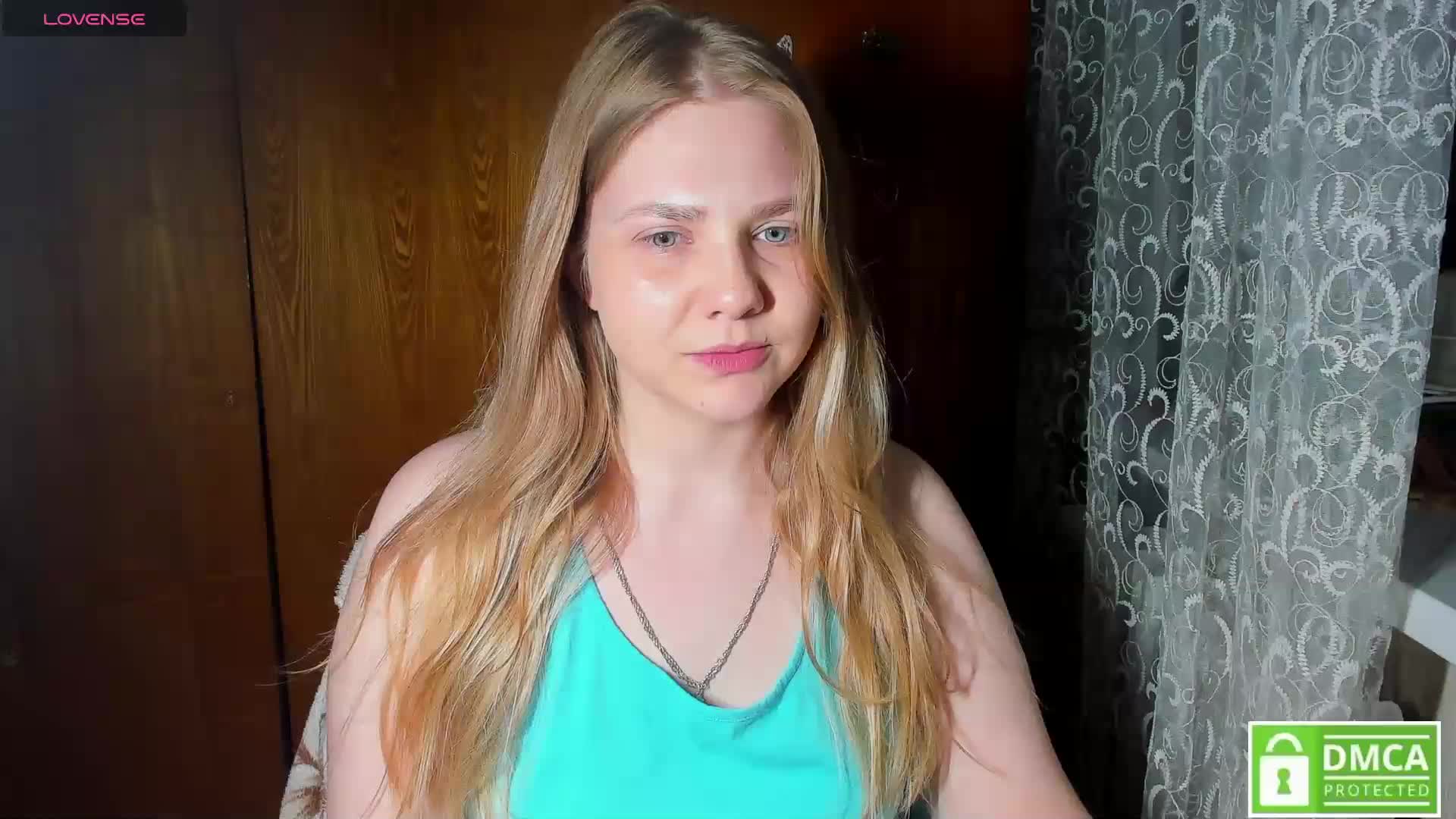 Emma-Frizea Adult Chat April 4, 2026