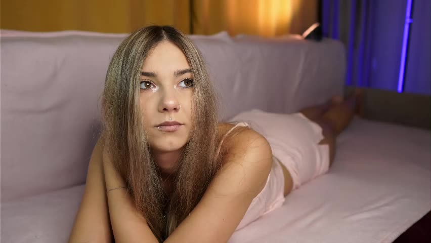 lovelygracee Adult Chat April 3, 2026