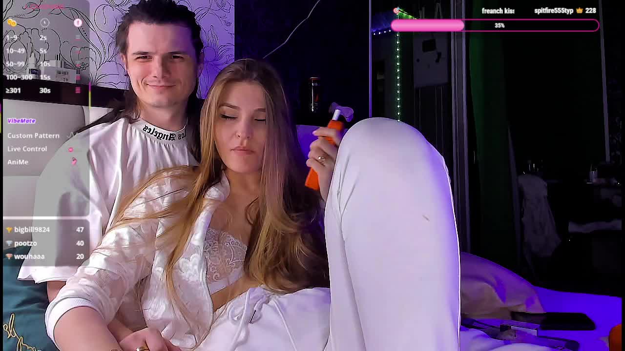 QueenAfina Adult Chat April 4, 2026