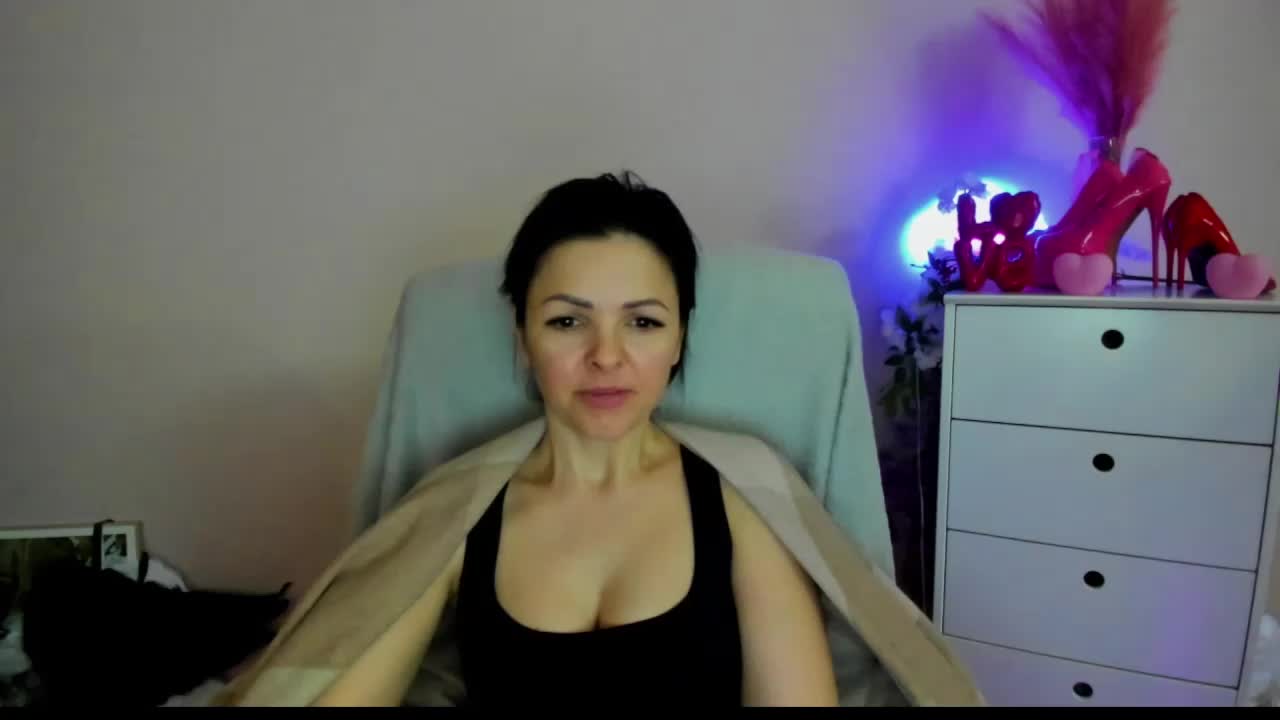 Mollybrunett Adult Chat April 4, 2026