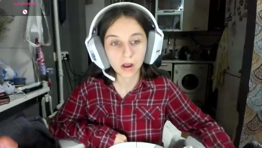 _nika_kik Adult Chat April 3, 2026