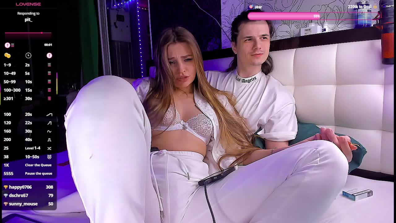 QueenAfina Adult Chat April 4, 2026