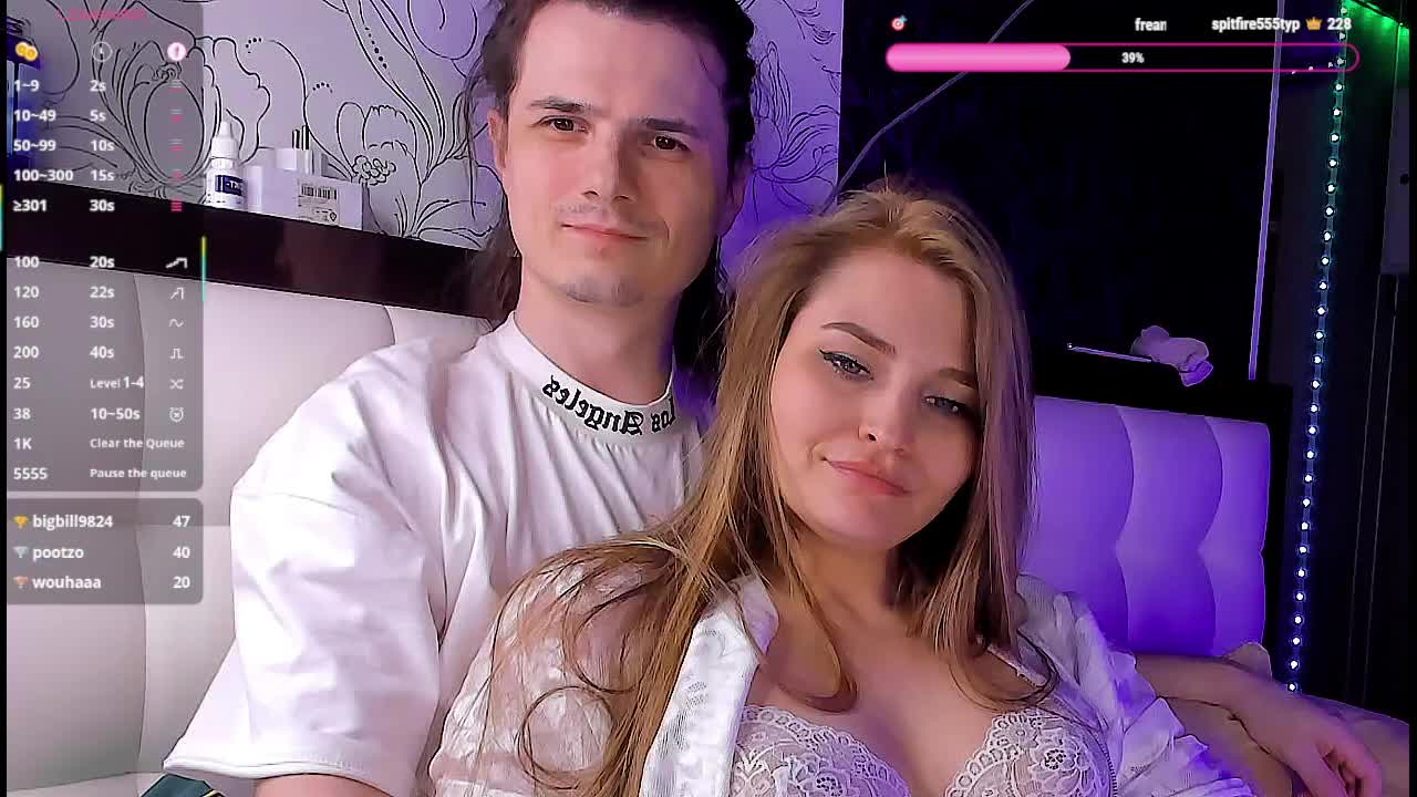 QueenAfina Adult Chat April 4, 2026