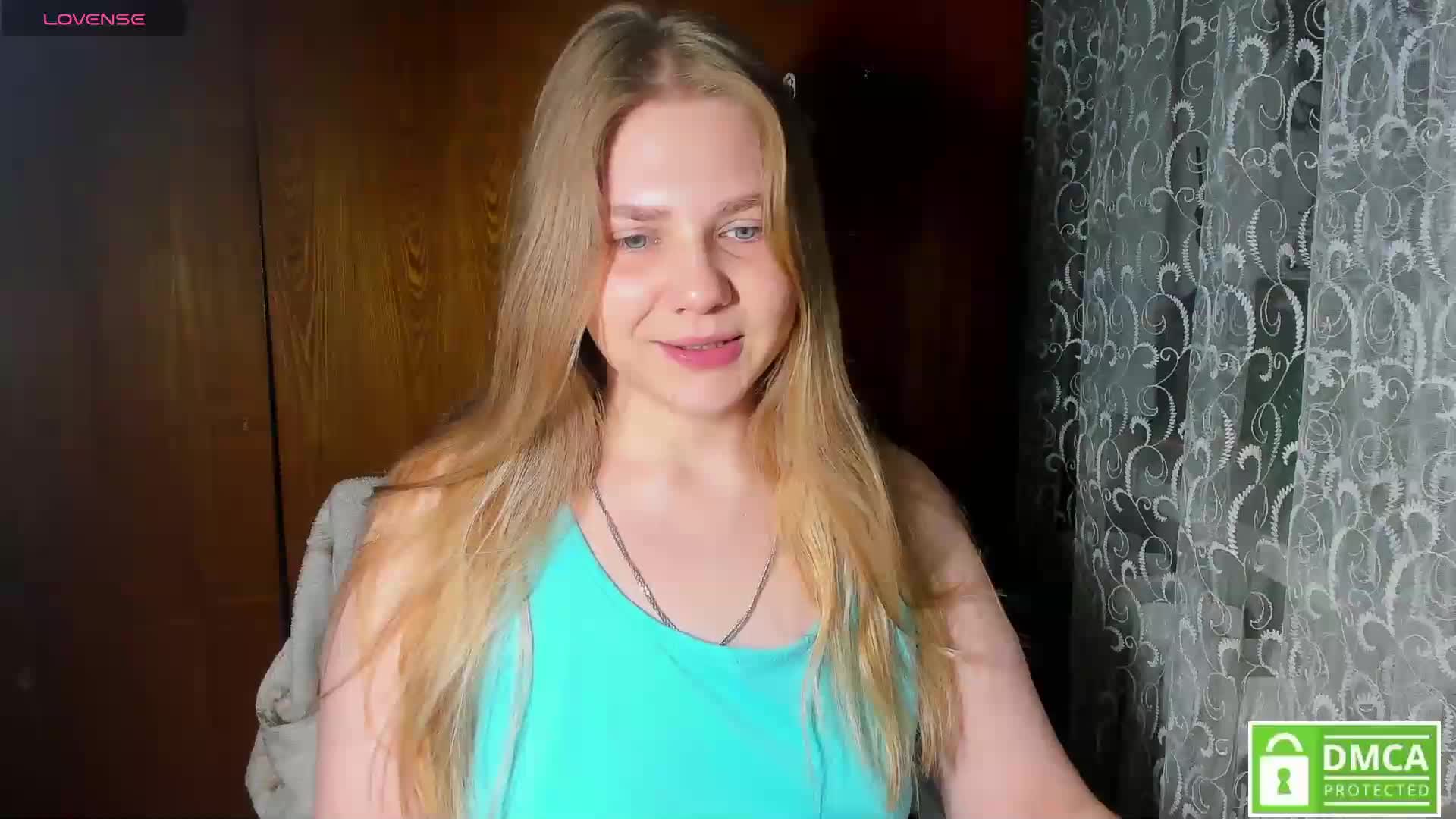 Emma-Frizea Adult Chat April 4, 2026