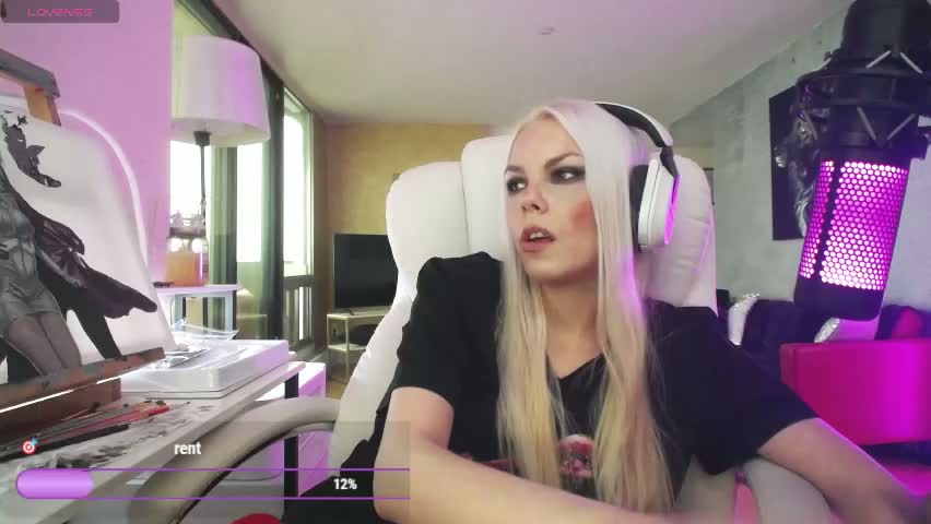 tinykylie Adult Chat April 4, 2026