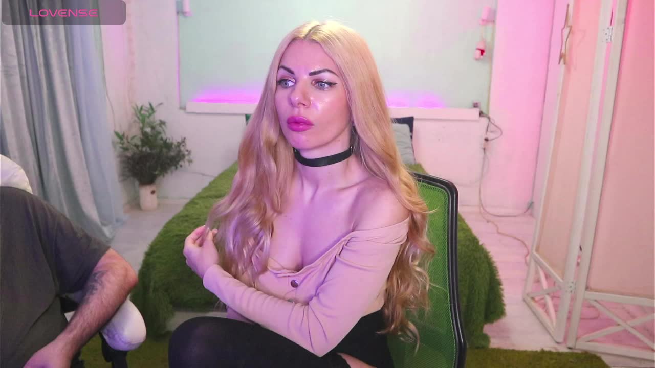 AlisaAleks Adult Chat April 4, 2026