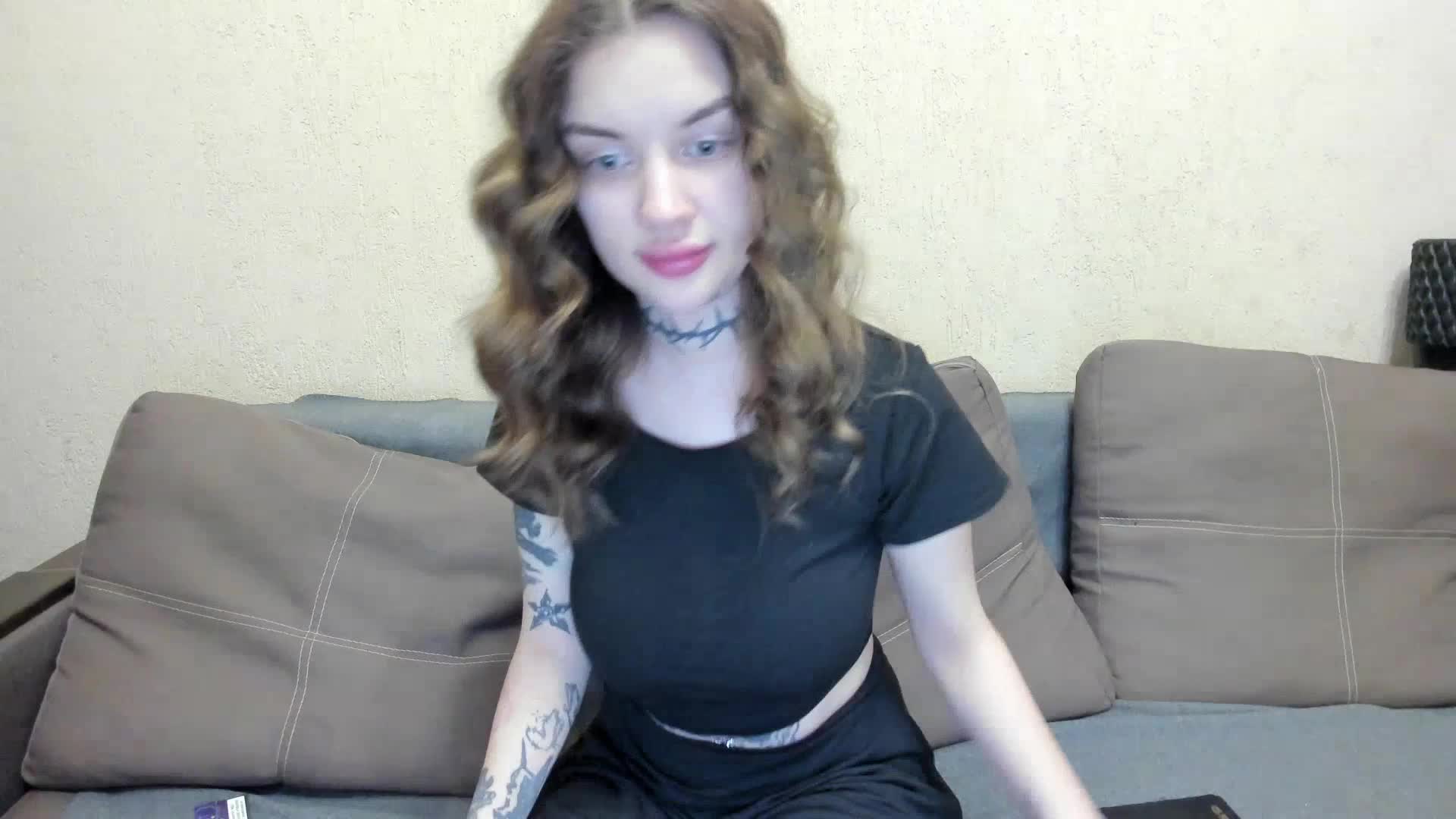 AlisTris Adult Chat April 4, 2026