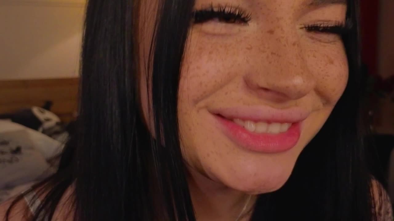 LisaaLiss Adult Chat April 4, 2026