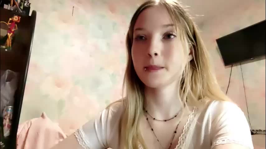 elaynecinco Adult Chat April 4, 2026