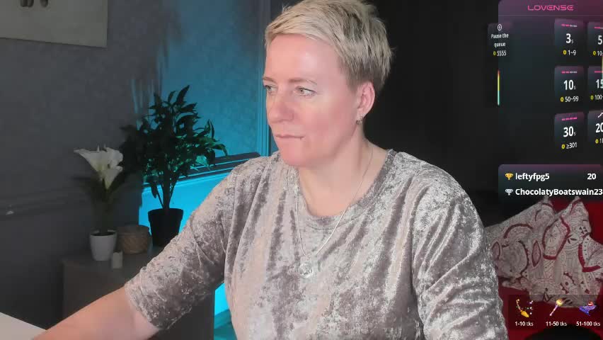 nika_smit Adult Chat April 4, 2026