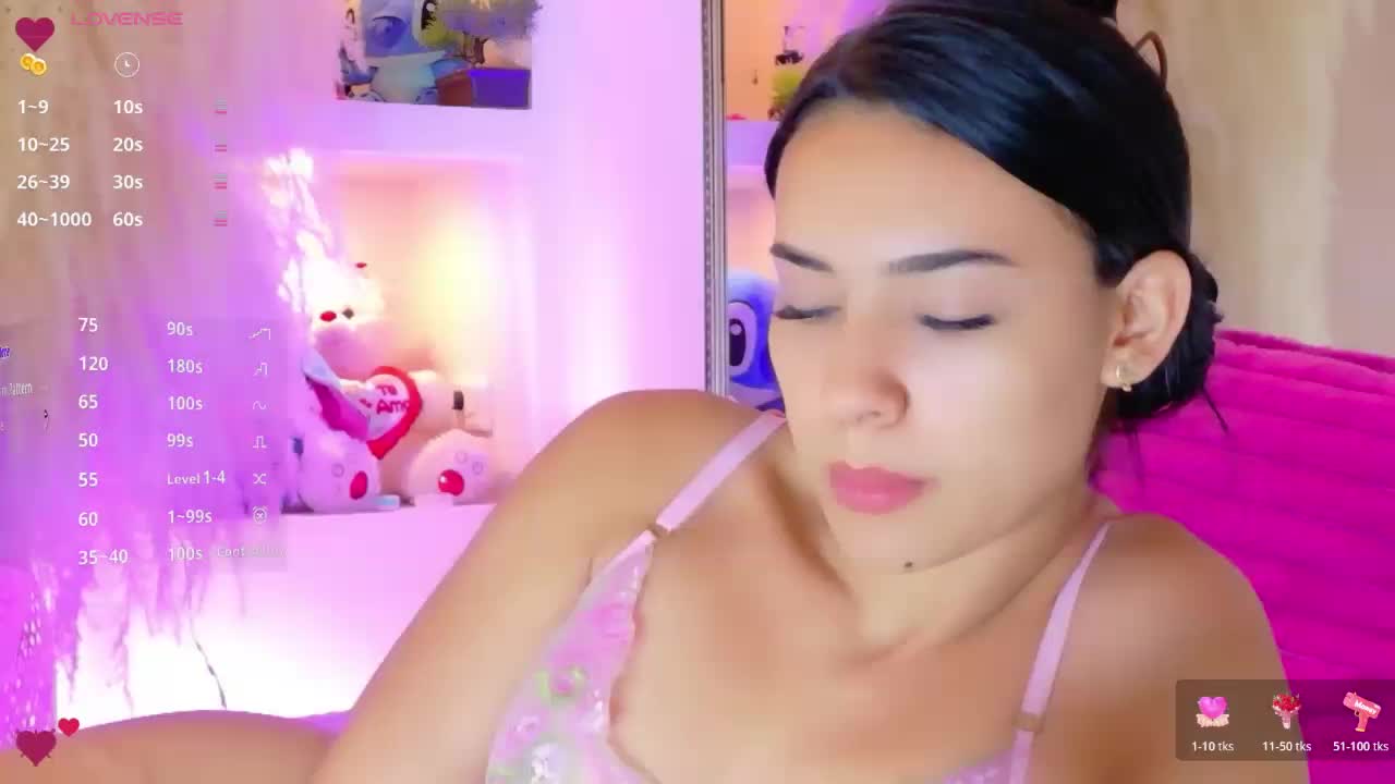 IsaValencia Adult Chat April 4, 2026