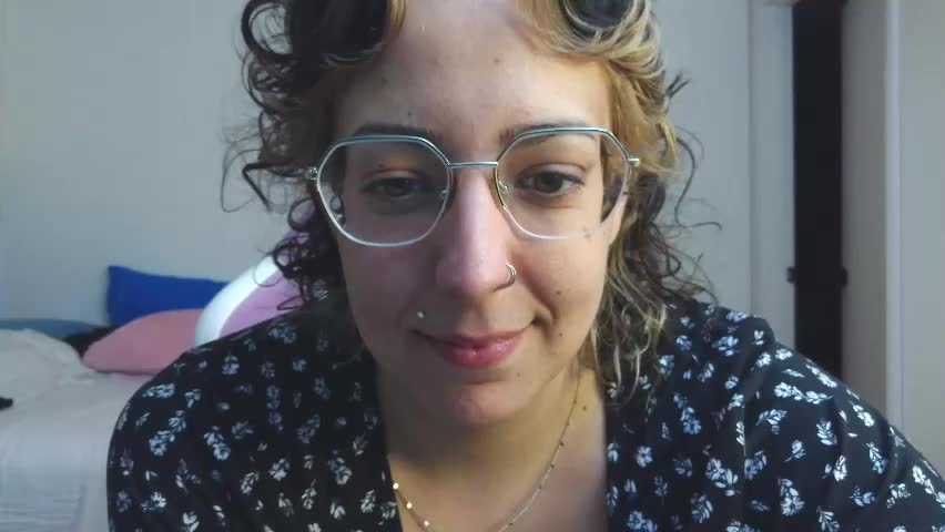 findomglana Adult Chat April 4, 2026