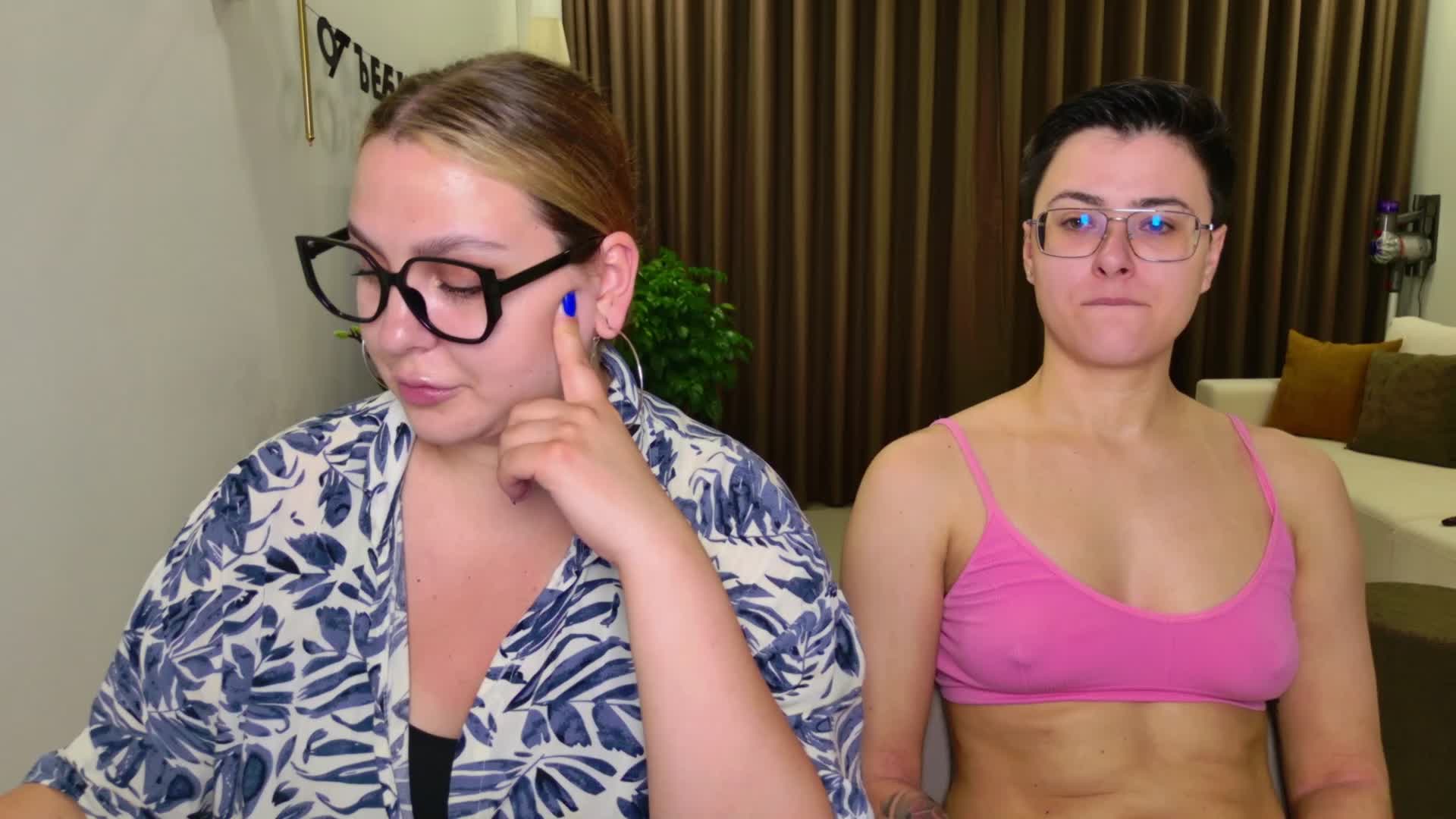 dreamteamgirls Adult Chat April 4, 2026